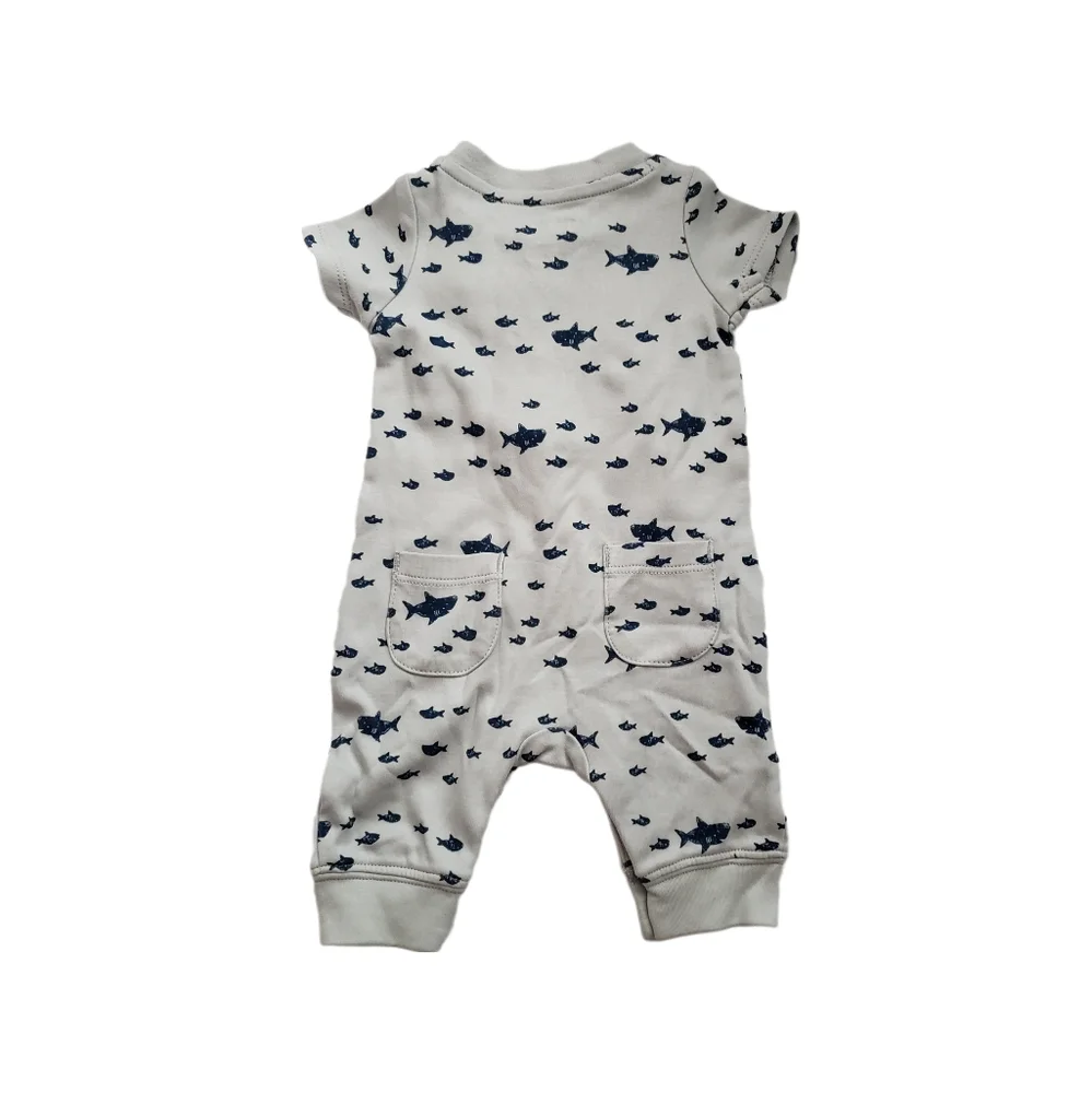NWT Gymboree Newborn Shark Patterned Short Sleeve Grey Henley Romper Jumpsuit